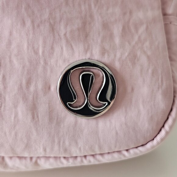 NWT LULULEMON PKHZ Pink Haze Everywhere Belt Shoulder Crossbody Bag 1L - Picture 9 of 13